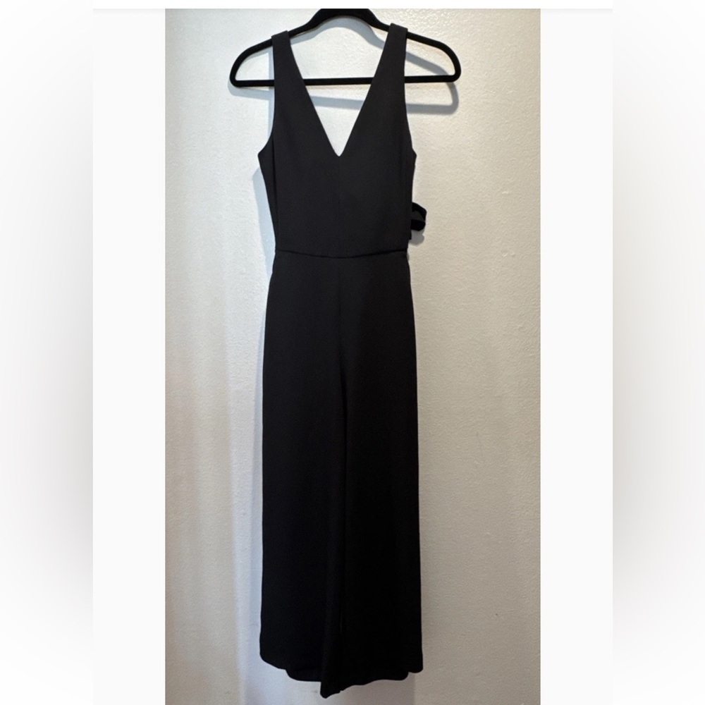 Aritzia Wilfred Tie Open Back V-Neck Wide Leg Crop Ecoulemont Black Jumpsuit, 2